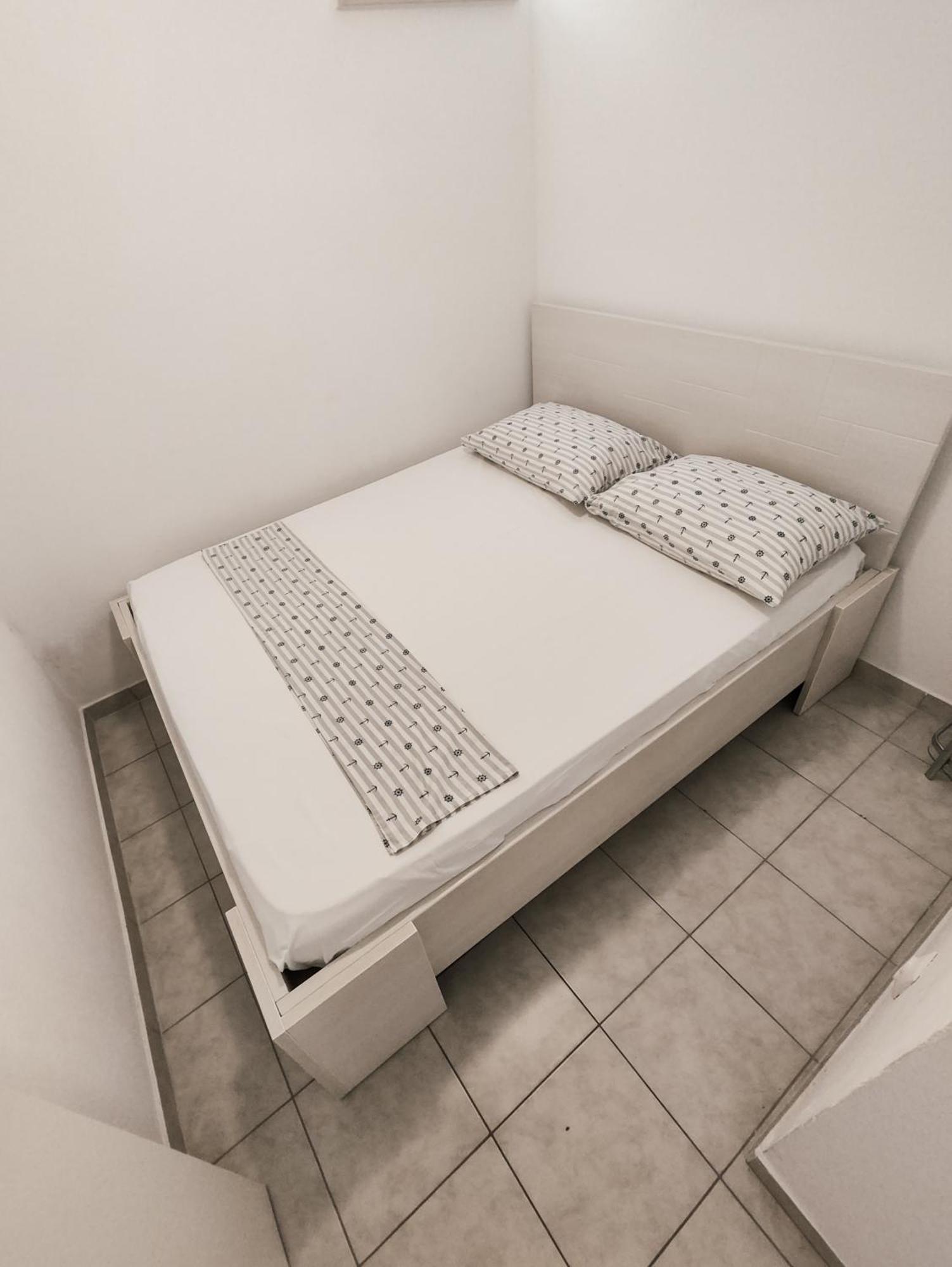 Apartment And Vuleta, Close To The