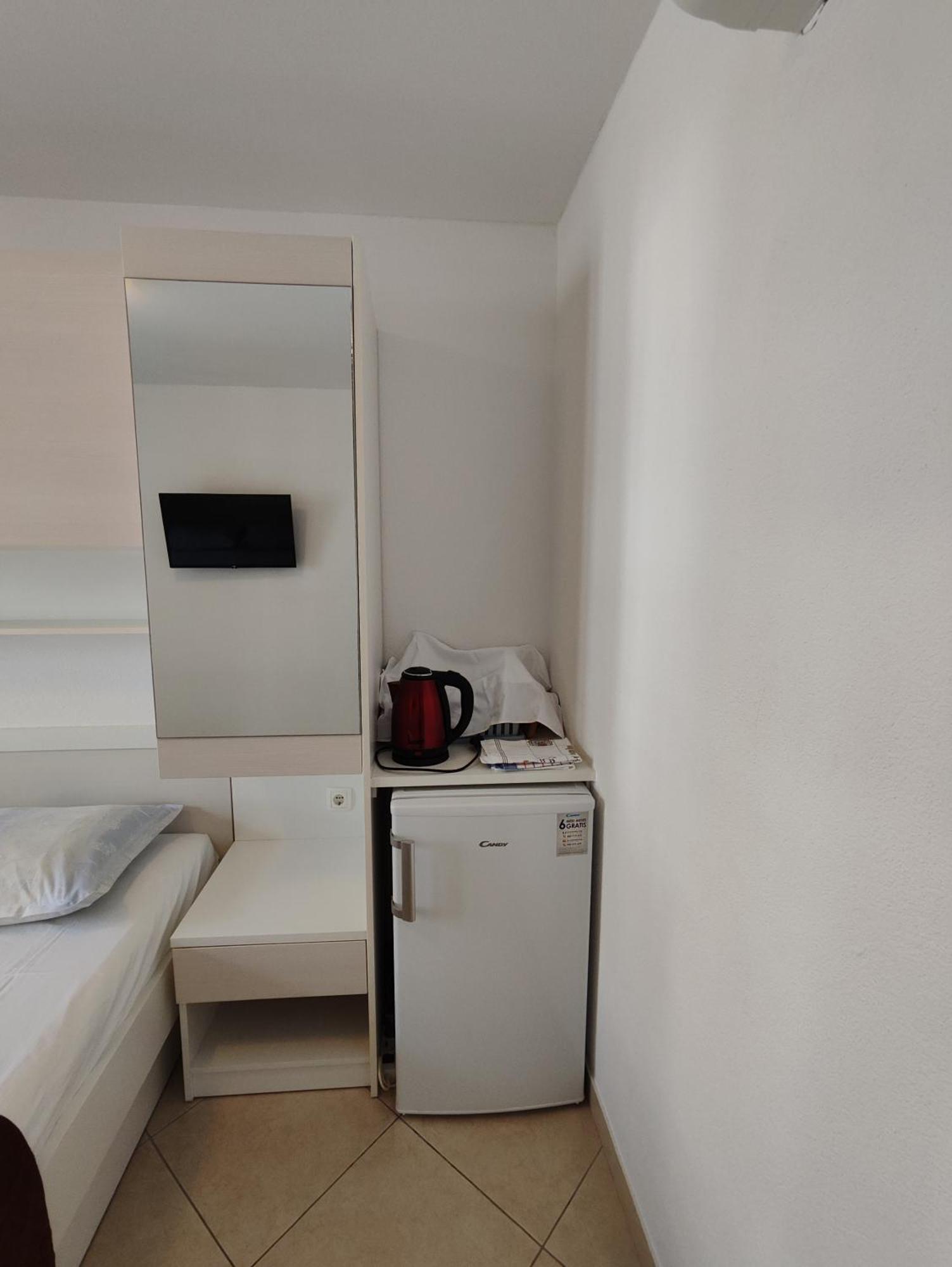 Apartment And Vuleta, Close To The Makarska